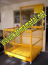 Karma Metal Forklift Insan Personel Adam Sepeti Panosundaki Pin