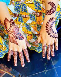Traditional Spa Women Only On Instagram Flaking Off Process Amaryadotcom Shine B Henna Designs Hand Henna Henna Hand Tattoo Henna lounge designed by tania khan. henna designs hand henna