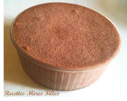 Recette Tiree Du Livre La Passion Du Chocolat De Bernachon A Commencer La Veille Ingredients Pour 8 Personnes 300 Gr Recette Chocolat Recette Souffle Glace