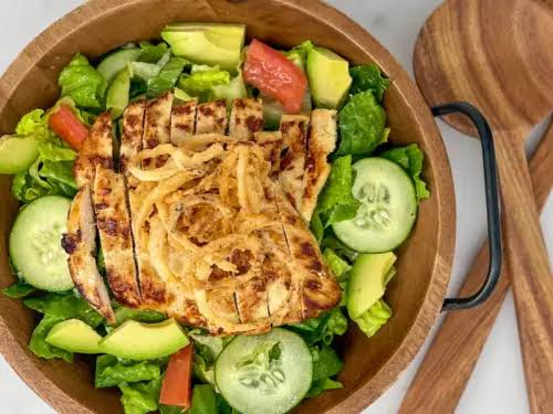 best ensalada de pollo y ananas near me