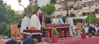 Γι' αυτό ας χαρούμε όλοι μαζί και. X82bysts2kyszm