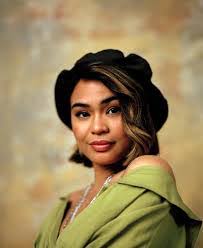 Miranda Crisp's Instagram, Twitter & Facebook