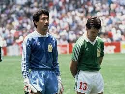 Campeón con argentinos juniors en campeonato de primera división 1984 y torneo nacional 1985. Murio Pablo Larios Arquero De Mexico En El Mundial De 1986