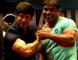 Mr india m kamaraj speaking tiruchendur job function. Chiyaan Vikram Fans On Twitter Mr Tamilnadu Chiyaan Vikram Mr India Kamaraj In Same Pic Http T Co Zrmucmqkpu
