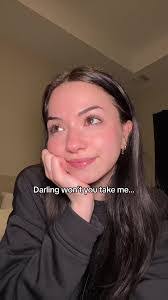 Kat Peak's Instagram, Twitter & Facebook