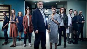 Canal At T Encerra Suas Producoes E Futuro De Series Como Mr Mercedes E Incerto Pop Series Em 2020 Stephen Kings Brendan Gleeson Mercedes