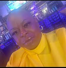 Former waitress remembers boss who passed away