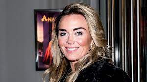 De twee houden hun lippen stijf op elkaar over een breuk, maar het is duidelijk dat de relatie in zwaar weer zit. Monique Vertelt Haar Kant Van Relatie Tussen Andre En Bridget Rtl Boulevard