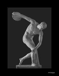 Aufruf an den betrachter, dem werfer nachzueifern. Der Diskobolos Diskuswerfer In Istanbul Foto Bild Kunstfotografie Kultur Gemalde Skulpturen Skulpturen In Gebauden Bilder Auf Fotocommunity
