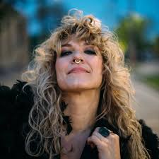 Sheena (@sheenarattai) • Instagram photos and videos