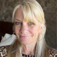 Joyce Hindman's Instagram, Twitter & Facebook