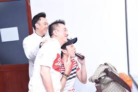 Lúc nãy anh hoài linh còn ôm tôi và nói tức quá tức vì. Ba Anh Em Hoai Linh Ä'am VÄ©nh HÆ°ng DÆ°Æ¡ng Triá»‡u VÅ© Than Thiáº¿t á»Ÿ Háº­u TrÆ°á»ng Tuyá»‡t Ä'á»‰nh Song Ca Nhi