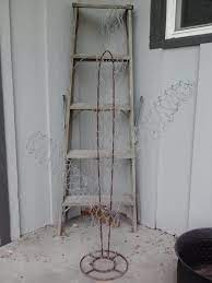 Trim the faux flower stem with wire cutters and stick the flower into the top end of the cactus stem. Chicken Wire Cactus Form Chicken Wire Ladder Decor Cactus Pillow