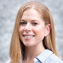 Elizabeth Axton's Instagram, Twitter & Facebook