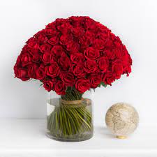 Let us be your first choice for flower(s) delivery. 100 Roses Delivery Send A 100 Rose Bouquet Red White Pink