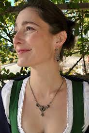 Anna Schmuck's Instagram, Twitter & Facebook