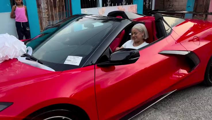 La Insuperable enfrenta a Toxicrow y muestra su nuevo Rolls Royce