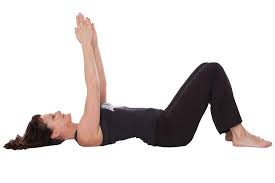 Auch full body workouts und rückentraining findest du hier. Pilates Die 6 Besten Ubungen Fur Zuhause Sportaktiv Com