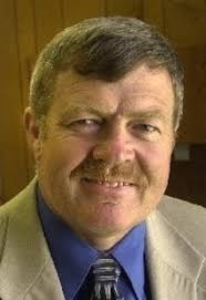 Lake Fenton superintendent earns high marks from school board