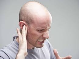 Bultos Detras De La Oreja Causas Y Cuando Ver A Un Medico