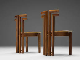 Italian Chairs In Walnut With Cognac Leather In 2020 Sculptural Chair Italian Chair Chair