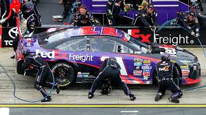 Alan thinks they should have. Nascar Keeps Turning Screws On Its Lug Nut Rules When Will Teams Learn Sporting News