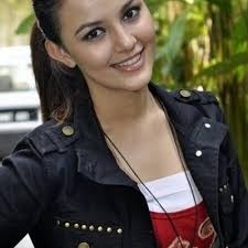 Juliana evans gembira apabila terlibat dalam oh my english! Juliana Evans Julianaevansx Twitter