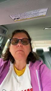 Denise Brabant's Instagram, Twitter & Facebook