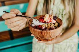 Anzi, a lungo andare ha l'effetto contrario, perché costringe il corpo a consumare di meno e di conseguenza ad accumulare chili in più. Colazione Prima Di Camminare Cosa Mangiare Corsa Futurista