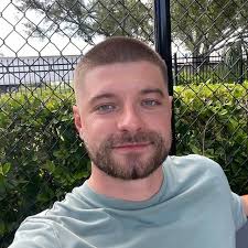 Chris Weeks (@weeks.chris) • Instagram photos and videos