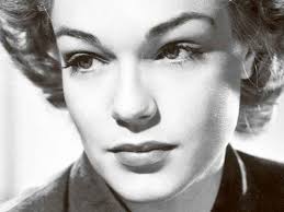 She was still a box office draw, but the film, l'étoile du nord. September 30 1985 French Actress Simone Signoret Dies Today History Gulf News