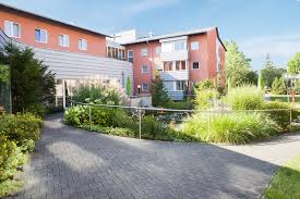 Businessähnliche orte in der nähe. Zum Haus St Klara