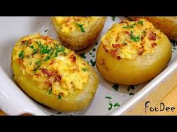 картошка с беконом и сыром в духовке рецепт с фото Ot Takoj Kartoshki V Duhovke Ne Otkazhetsya Nikto Farshirovannyj Kartofel Zapechennyj V Duhovke Farshirovannye Kartofel Idei Dlya Blyud Garniry