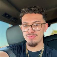 Hi, need an electrician. Any recommendations are greatly appreciated. TYA. 