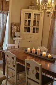 Love This Dining Room Charming Sophisticated Warm And Inviting Farmhouse Dining Room Table Dining Room Candle Home Decor