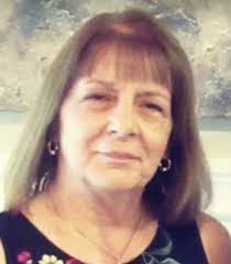 Donna Neves's Instagram, Twitter & Facebook