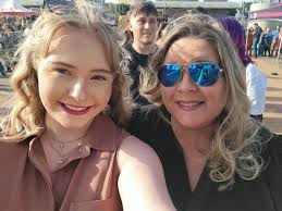 Remove people from photo background?