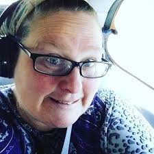 Forbidden: Linc & Raven #1 (A Stepbrother Novella) (The Stepbrother Series)  (English Edition) eBook : Jamie, Danielle, Robichaux, Kayla: Amazon.de:  Kindle Store