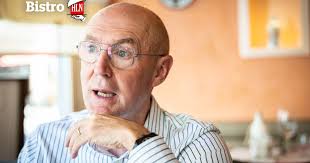 Wielerjournalist Michel Wuyts na een Tour zonder commentaar: “Niemand hoeft  medelijden te hebben met mij. Ik voel me prima”