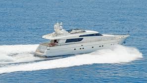 Cantieri navale sanlorenzo has built a reputation among top italian yacht builders for excellent craftsmanship. San Lorenzo 72 Fos Luxury Yacht Dubai