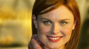 The Transformation Of Emily Deschanel From Childhood To Bones