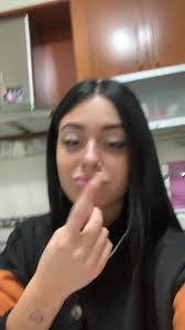 Andrea Dove's Instagram, Twitter & Facebook