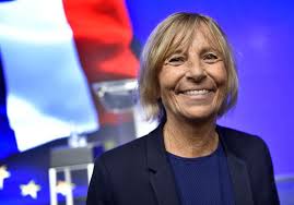 Marielle de sarnez a 23 ans. Gouvernement L Antiseche De Marielle De Sarnez L Ombre De Bayrou Vsd