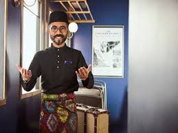 Terdapat beberapa gaya ikatan sampin iaitu ikatan pancung , kembung dan lingkup. Wak Doyok Sentuhan Emas Stail Unik