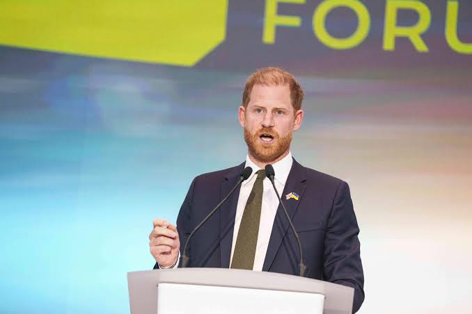 Prince Harry makes surprise Kyiv visit, calls on U.S. to do more for Ukraine  - National | Globalnews.ca