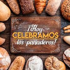 Que tiene mucho mérito o valor entre los de su clase es una obra maestra. Felices Estamos Los Panaderos Celebrando Hoy El Dia Mundial De Pan Panadero Comida Pan
