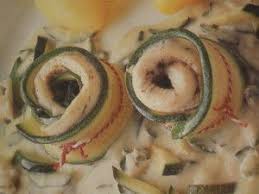 Roulades De Sole Aux Corgette Et Sauce Roquefort La Cuisine De Lustucrubleu Cuisine Filets De Sole Roquefort