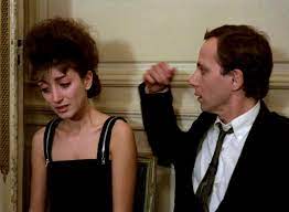 When a young woman moves back into her paris apartment, she discovers balancing a boyfriend, best friend, and a bad boy musician to be quite chaotic. Full Moon In Paris Les Films Du Losange