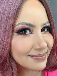 Alice Solis's Instagram, Twitter & Facebook