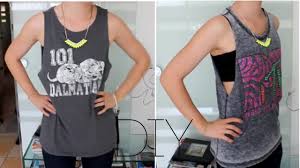 Mit diesen ideen verwandelst du alte shirts in schöne, nützliche accessoires. Diy T Shirts Zu Tank Tops Schneiden Youtube